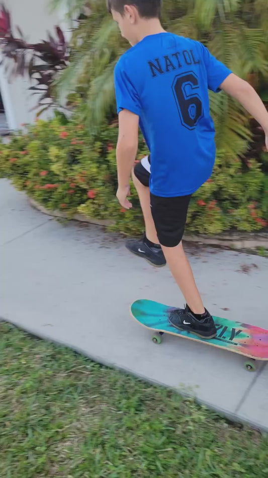 Kid's Reaction to Landing his First Kickflip