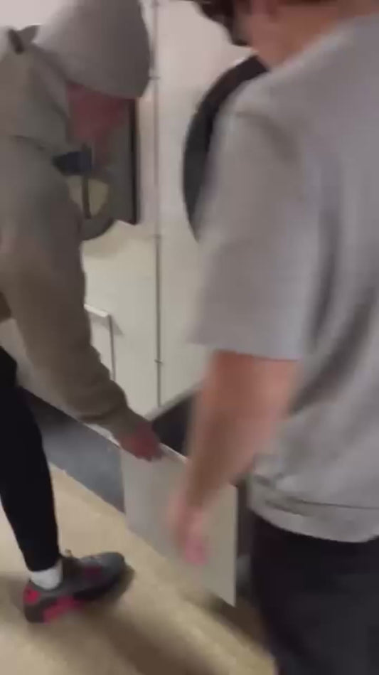 Guys Take Dryer Lint From Laundromat and Light It on Fire