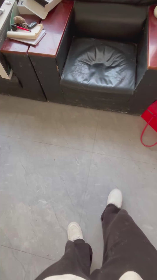 Kitten Joins its Owner Every Time They Sit Down