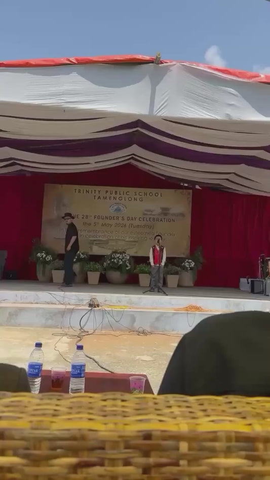 Kid Makes Animal Noises in Front of an Audience