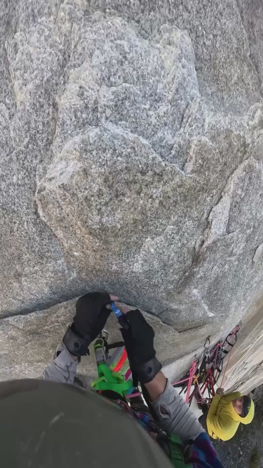 Climber Almost Falls While Ascending ‘El Capitan’