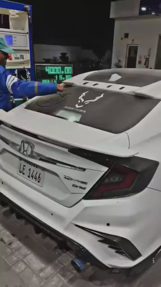Gas Station Worker Shows Off Incredible Artistic Skills